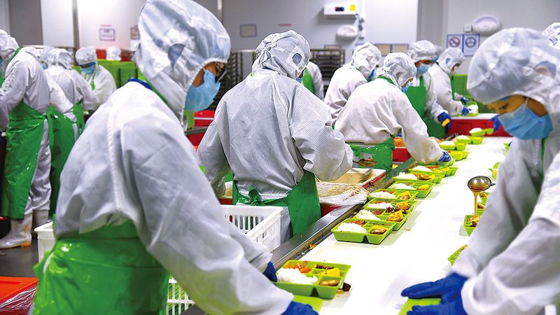 对于关注热量摄入的人群，可以选择以下水果软糖的替代品：